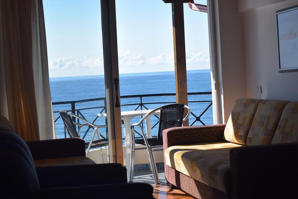 Hotel Kolagji Himare Exterior photo